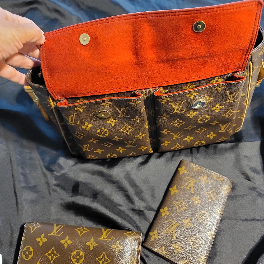 COPY - LouisVuitton City Tote Bag.Vintage L.Sarah… - Picture 9 of 15